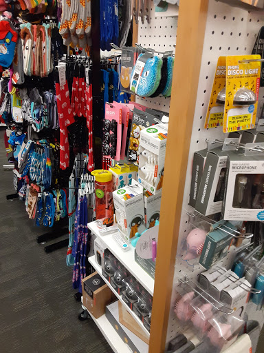 Used Book Store «2nd & Charles», reviews and photos, 1705 Mall of Georgia Blvd, Buford, GA 30519, USA