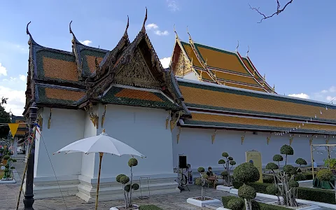 Wat Suthat Thepwararam Ratchaworamahawihan image