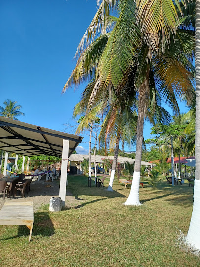 Restaurante el jicaro playa el Espino - Usulután, Jucuaran, playa el espino calle a arcos Jucuaran Usulutan CP, 3411, El Salvador
