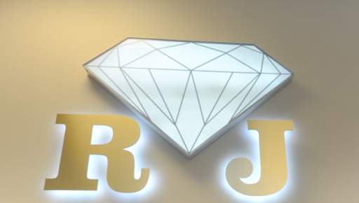 Pawn Shop «R J Jewelry & Loan Co», reviews and photos, 1210 Bloomingdale Rd, Glendale Heights, IL 60139, USA