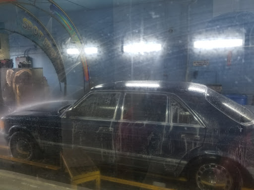 Car Wash «Studio City Hand Car Wash», reviews and photos, 11514 Ventura Blvd, Studio City, CA 91604, USA