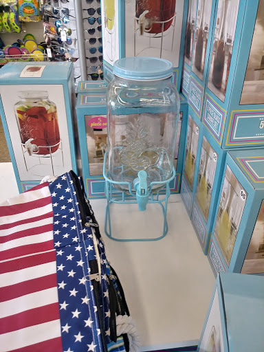 Variety Store «Five Below», reviews and photos, 893 Kings Creek Dr Suite 1, Tupelo, MS 38804, USA