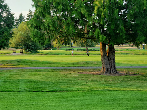 Golf Course «Gresham Golf Course», reviews and photos, 2155 NE Division St, Gresham, OR 97030, USA