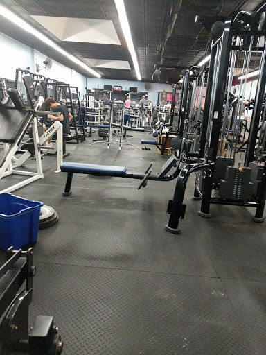 Gym «Powerhouse Gym Bayside», reviews and photos, 3409 Francis Lewis Blvd, Flushing, NY 11358, USA