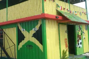 Big bamboo sports bar and grill image