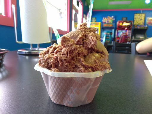 Video Arcade «Funnel Cakes & Gelatos», reviews and photos, 316 E Pipeline Rd, Hurst, TX 76053, USA