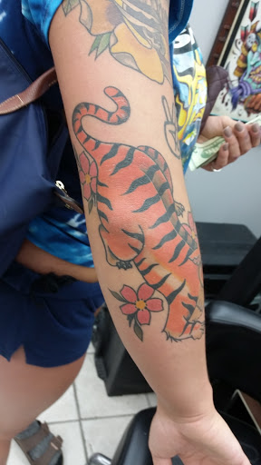 Tattoo Shop «Evolution Tattoo», reviews and photos, 198 Lincoln Hwy #4, Fairless Hills, PA 19030, USA