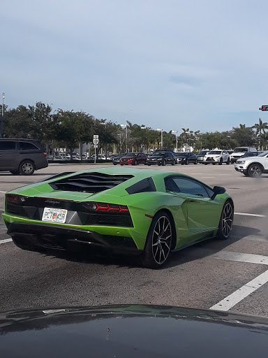 Mercedes Benz Dealer «Mercedes-Benz of Pembroke Pines», reviews and photos, 14199 Pines Blvd, Pembroke Pines, FL 33027, USA