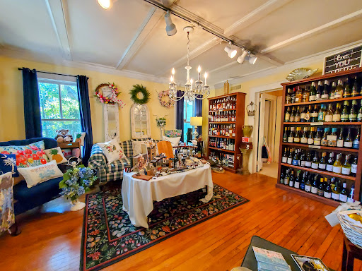 Florist «Encore Florals & Gifts», reviews and photos, 225 Kingston St, Conway, SC 29526, USA