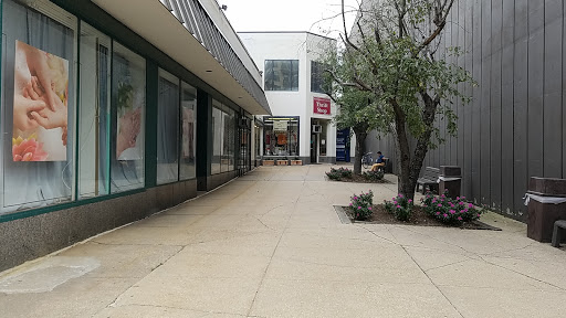 Thrift Store «Montgomery County Thrift Shop», reviews and photos, 7125 Wisconsin Ave, Bethesda, MD 20814, USA