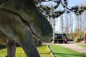 Mr Mulligan's Dino Golf, Tonbridge image