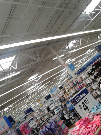 Department Store «Walmart Supercenter», reviews and photos, 13320 Gov G C Peery Hwy, Pounding Mill, VA 24637, USA