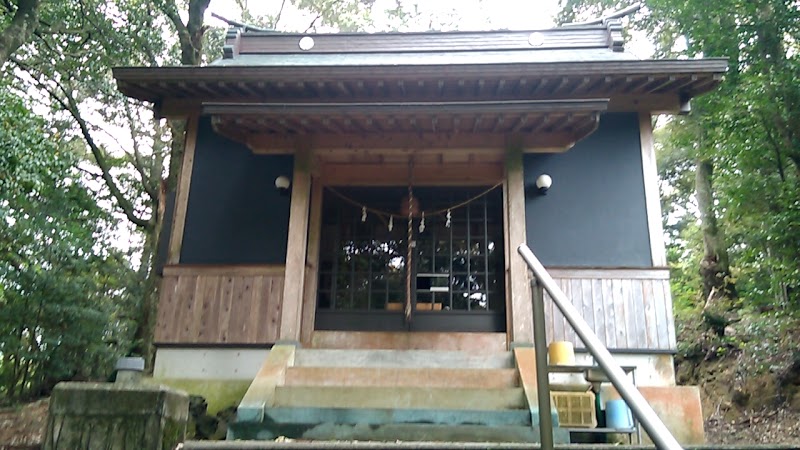 御崎神社、中白人神社