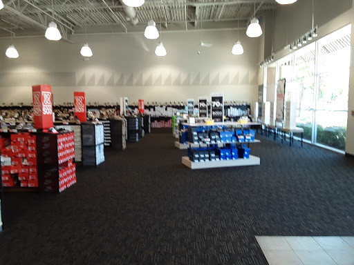 Shoe Store «Off Broadway Shoe Warehouse», reviews and photos, 21 Curtner Ave, San Jose, CA 95125, USA