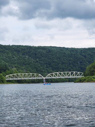 Canoe & Kayak Tour Agency «Kittatinny Canoes», reviews and photos, 1147 Delaware Dr, Matamoras, PA 18336, USA