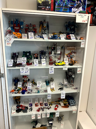 Comic Book Store «J C Comics & Cards», reviews and photos, 2609 State Rd, Cuyahoga Falls, OH 44223, USA