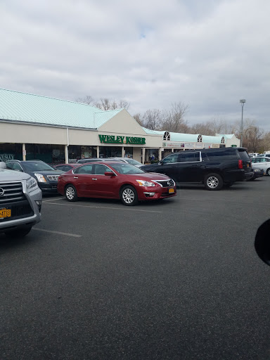 Kosher Grocery Store «Wesley Kosher Supermarket», reviews and photos, 455 NY-306, Monsey, NY 10952, USA