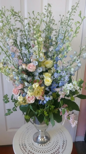 Florist «Amazing Petals», reviews and photos, 125 S Broadway St, Lake Orion, MI 48362, USA