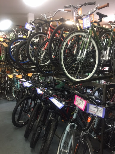 Sporting Goods Store «Play It Again Sports (Pacific Beach)», reviews and photos, 1401 Garnet Ave, San Diego, CA 92109, USA