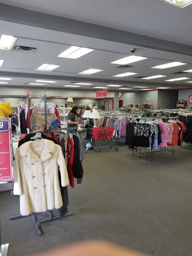 Thrift Store «Goodwill», reviews and photos, 1771 Hill Rd N, Pickerington, OH 43147, USA