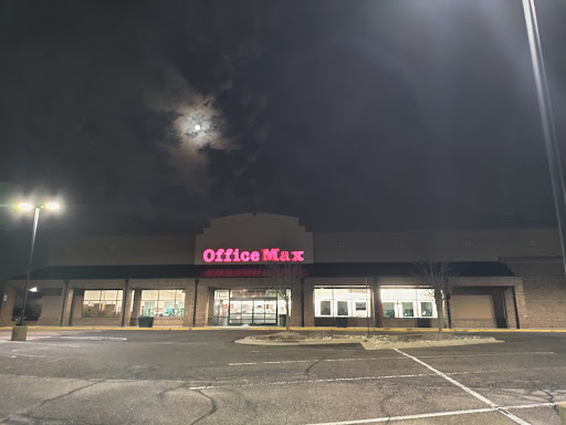 Office Supply Store «OfficeMax», reviews and photos, 145 E Auburn Rd, Rochester Hills, MI 48307, USA