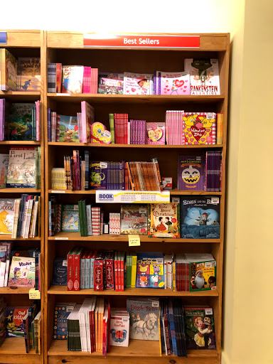 Outlet Mall «Tanger Outlet Hershey», reviews and photos, 46 Outlet Square, Hershey, PA 17033, USA