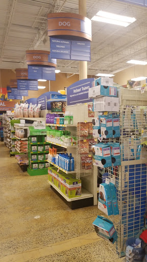 Pet Supply Store «PetSmart», reviews and photos, 369 Tarrytown Rd, White Plains, NY 10607, USA