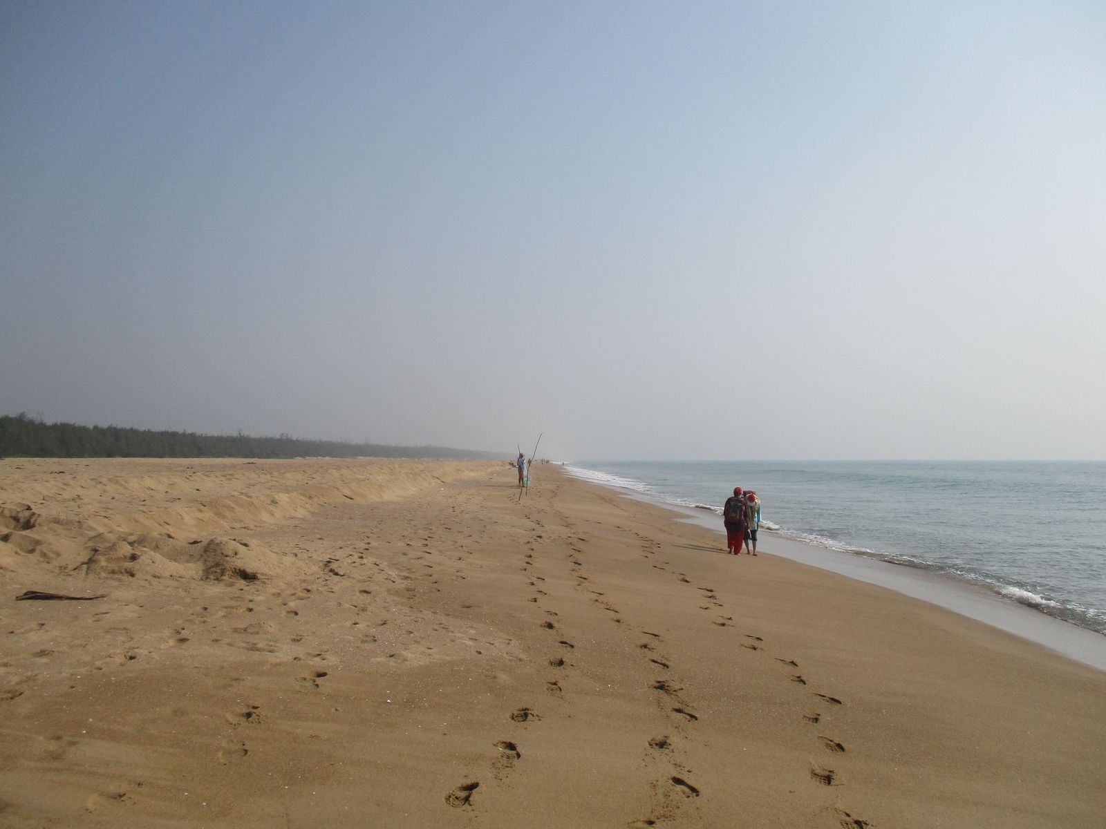 Fotografie cu Purunabandha Sea Beach cu nivelul de curățenie înalt