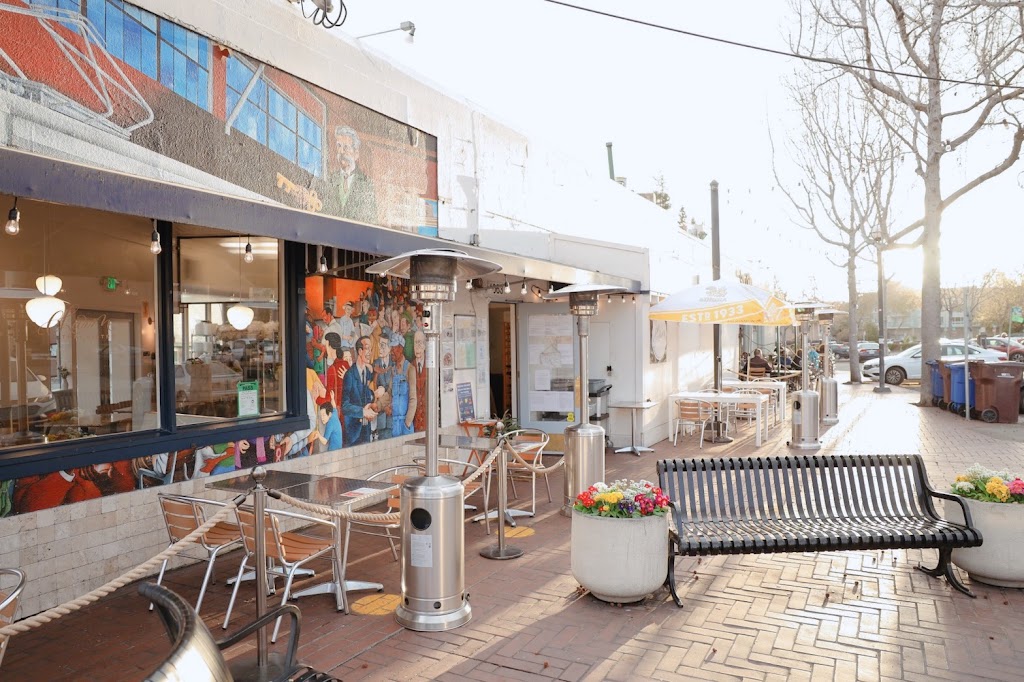 Charm Thai Bistro 94611