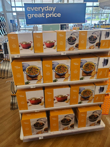 Department Store «Bed Bath & Beyond», reviews and photos, 1121 NJ-34, Aberdeen Township, NJ 07747, USA