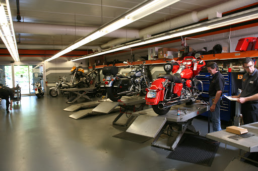 Harley-Davidson Dealer «St. Paul Harley-Davidson», reviews and photos, 2899 Hudson Blvd N, St Paul, MN 55128, USA