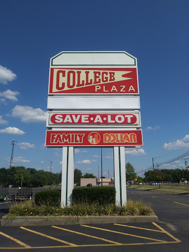 Barber Shop «College Plaza Barber Shop», reviews and photos, 1200 E State St, Alliance, OH 44601, USA