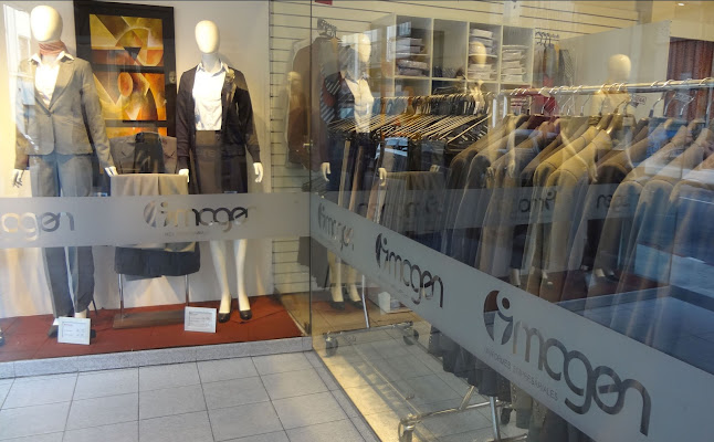 Opiniones de Imagen - Uniformes Empresariales en Barros Blancos - Tienda de ropa