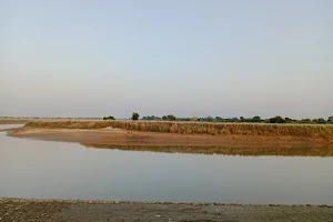 Rapti river front image
