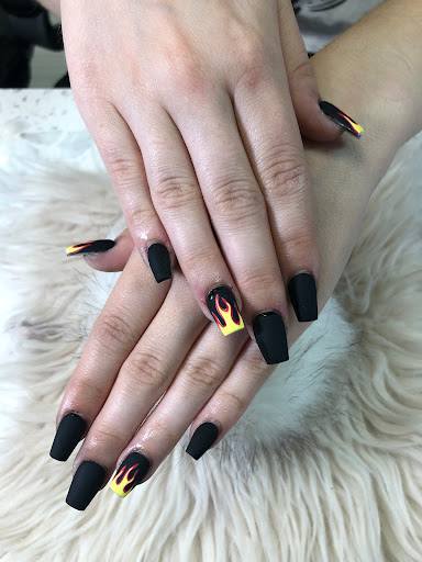 Nail Salon «Star Nails & Spa», reviews and photos, 411 S Main St, Searcy, AR 72143, USA