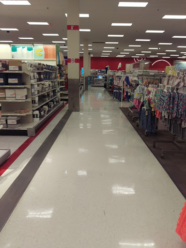Department Store «Target», reviews and photos, 3500 East-West Hwy #1200, Hyattsville, MD 20782, USA