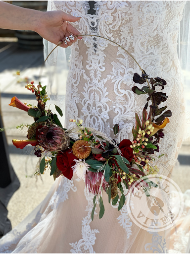 Florist «Petals & Vines», reviews and photos, 410 Main St E, Monmouth, OR 97361, USA