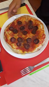 Plats et boissons du Pizzeria à l'Italia à Saint-Martin-de-Londres - n°11