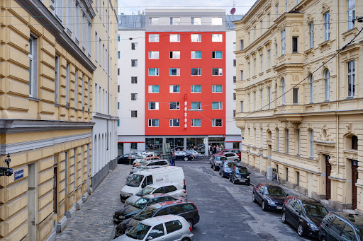 Cheap double bedrooms in Vienna