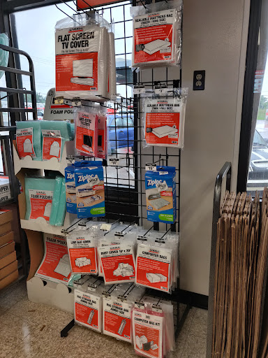 Truck Rental Agency «U-Haul Moving & Storage of Jeffersonville», reviews and photos, 365 Eastern Blvd, Jeffersonville, IN 47130, USA
