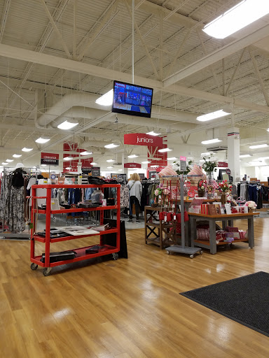 Department Store «T.J. Maxx», reviews and photos, 800 Cypress Gardens Blvd, Winter Haven, FL 33880, USA