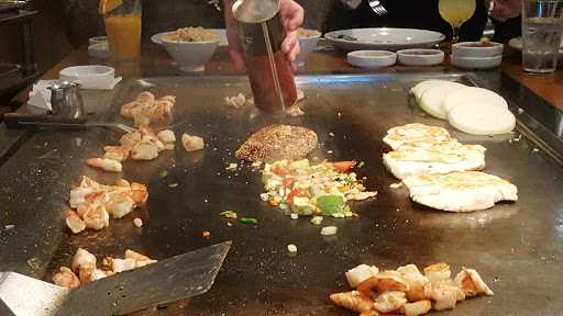 Shopping Mall «Vallco Shopping Mall», reviews and photos, 10123 N Wolfe Rd, Cupertino, CA 95014, USA