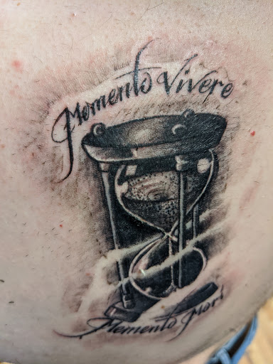 Tattoo Shop «Tried and True Tattoo», reviews and photos, 2289 Peachtree Rd, Atlanta, GA 30309, USA