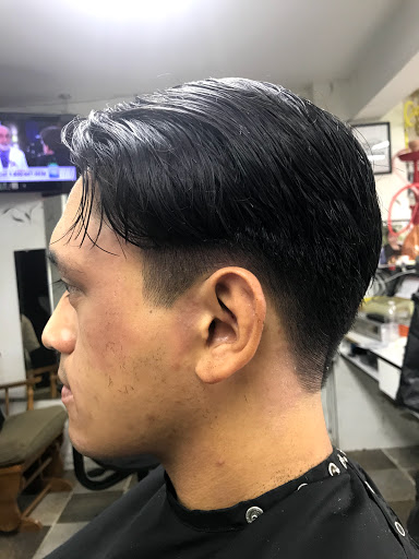 Barber Shop «New York Barber Shop», reviews and photos, 87 N Beverwyck Rd # B, Lake Hiawatha, NJ 07034, USA