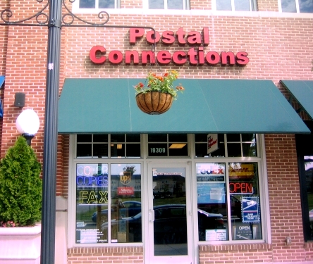 Shipping and Mailing Service «Postal Connections», reviews and photos, 19309 Winmeade Dr, Leesburg, VA 20176, USA