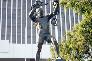 Freedom Statue image