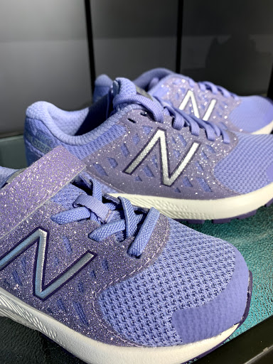 Shoe Store «New Balance Bellevue», reviews and photos, 823 Bellevue Way NE #100, Bellevue, WA 98004, USA