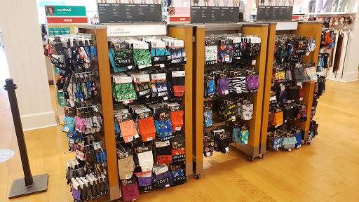 Outlet Mall «Tanger Outlet Hilton Head», reviews and photos, 1414 Fording Island Rd, Bluffton, SC 29910, USA