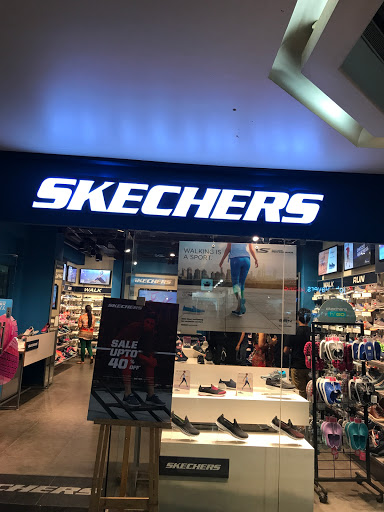 biggest skechers store in delhi