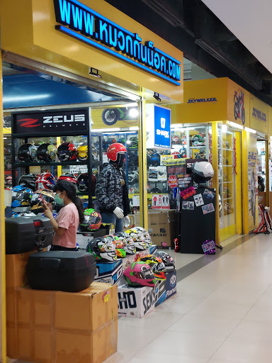 Stores to buy women's pitillos sandals Bangkok